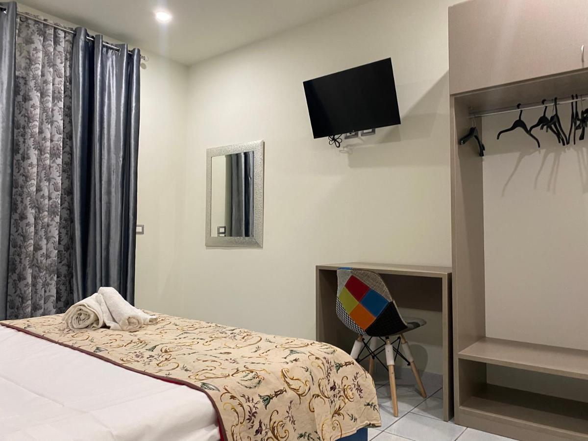 Akoya Bed & Breakfast